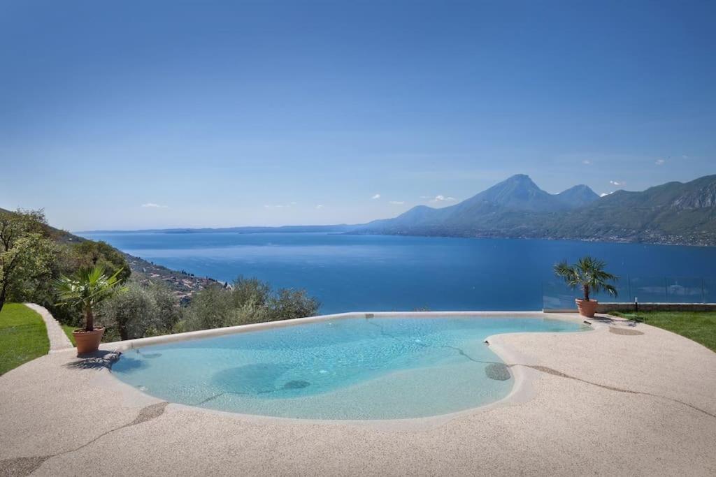 Villa Divina-Apt Armonia-Con Piscina E Vista Lago Castelletto Di Brenzone Dış mekan fotoğraf